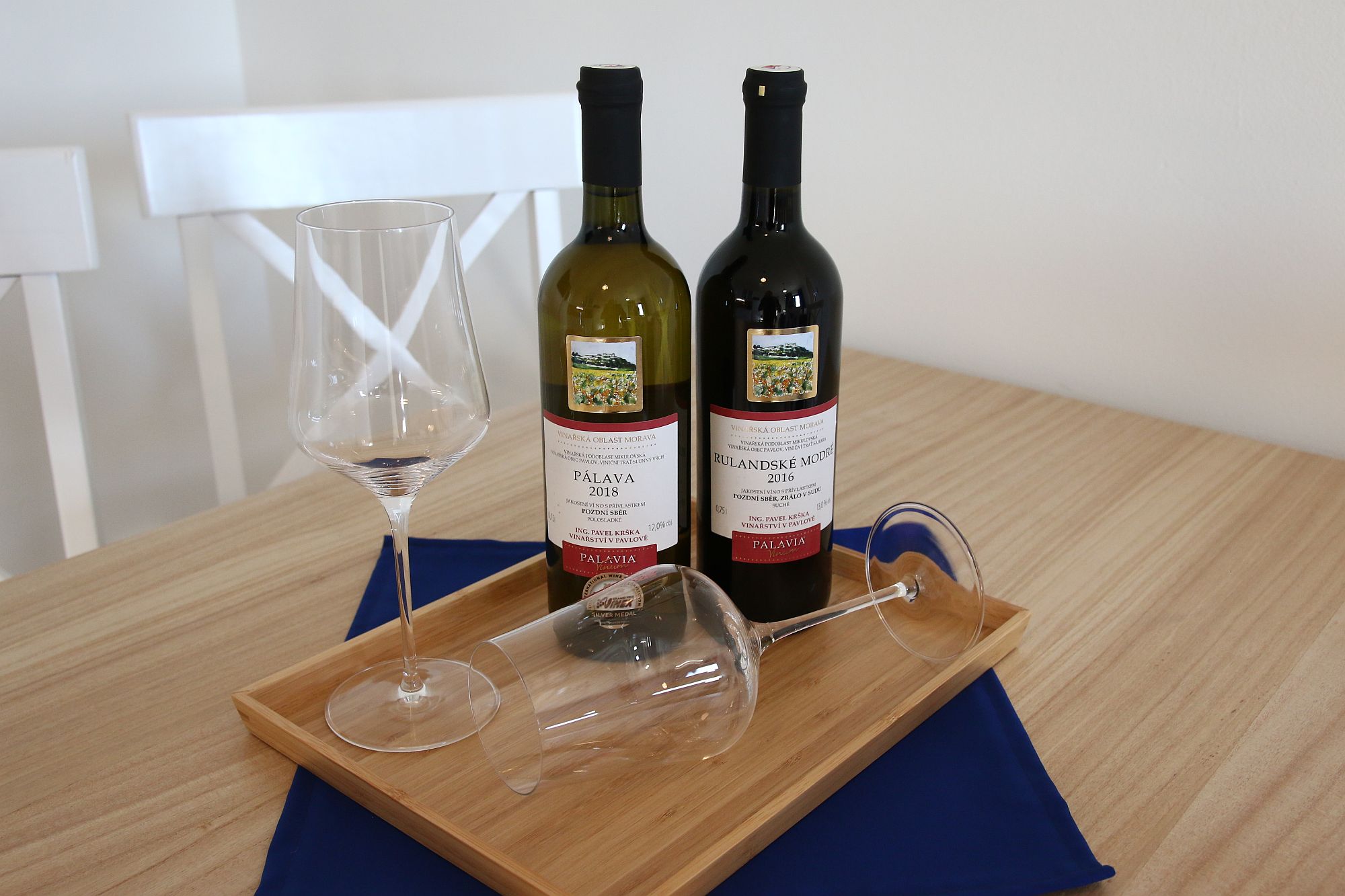 PALAVIA APARTMENTS & WINERY Pavlov - naše vína Vám budou chutnat